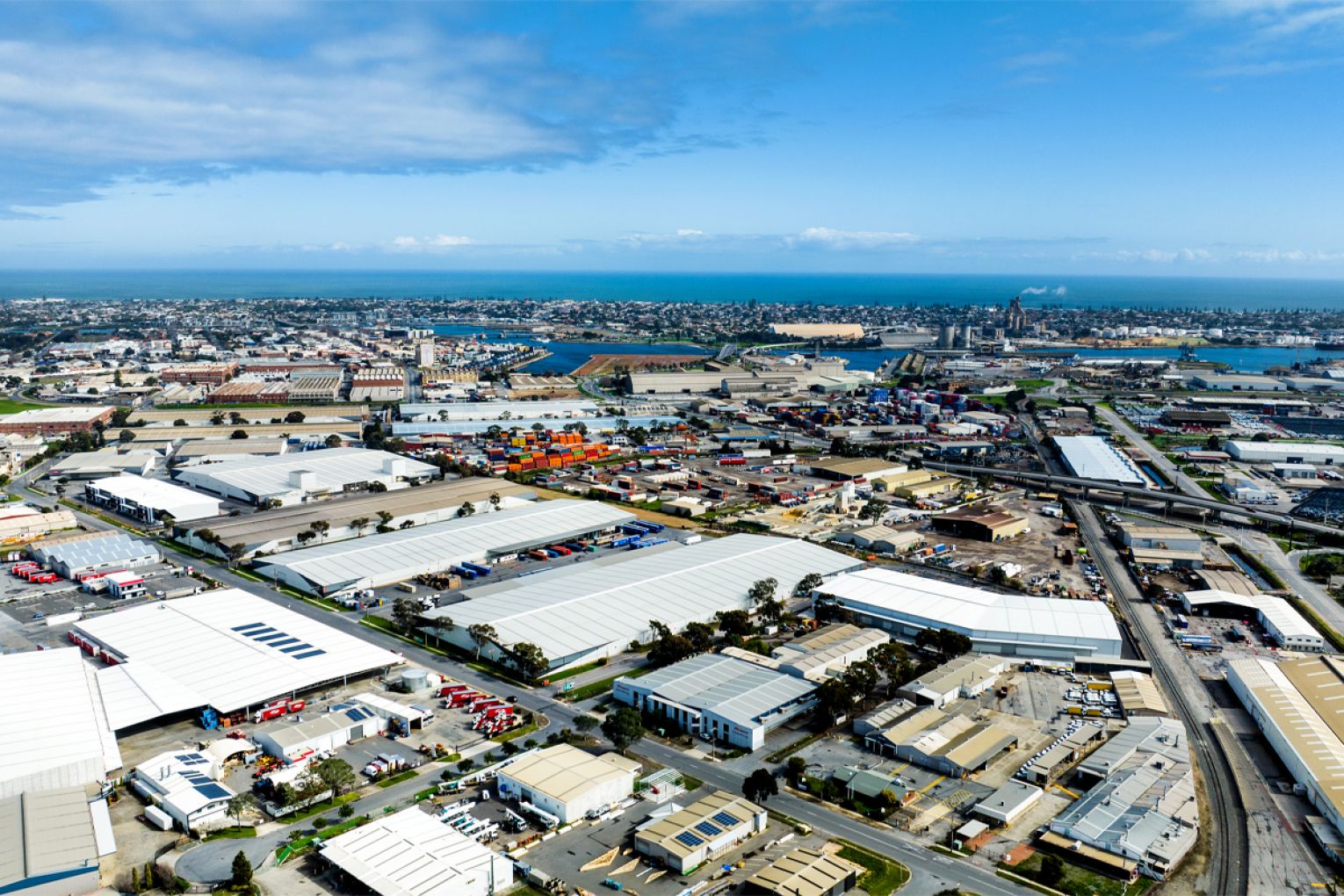 The Port Adelaide Distribution Centre boasts significant scale,  functional warehousing and plenty of space to move.