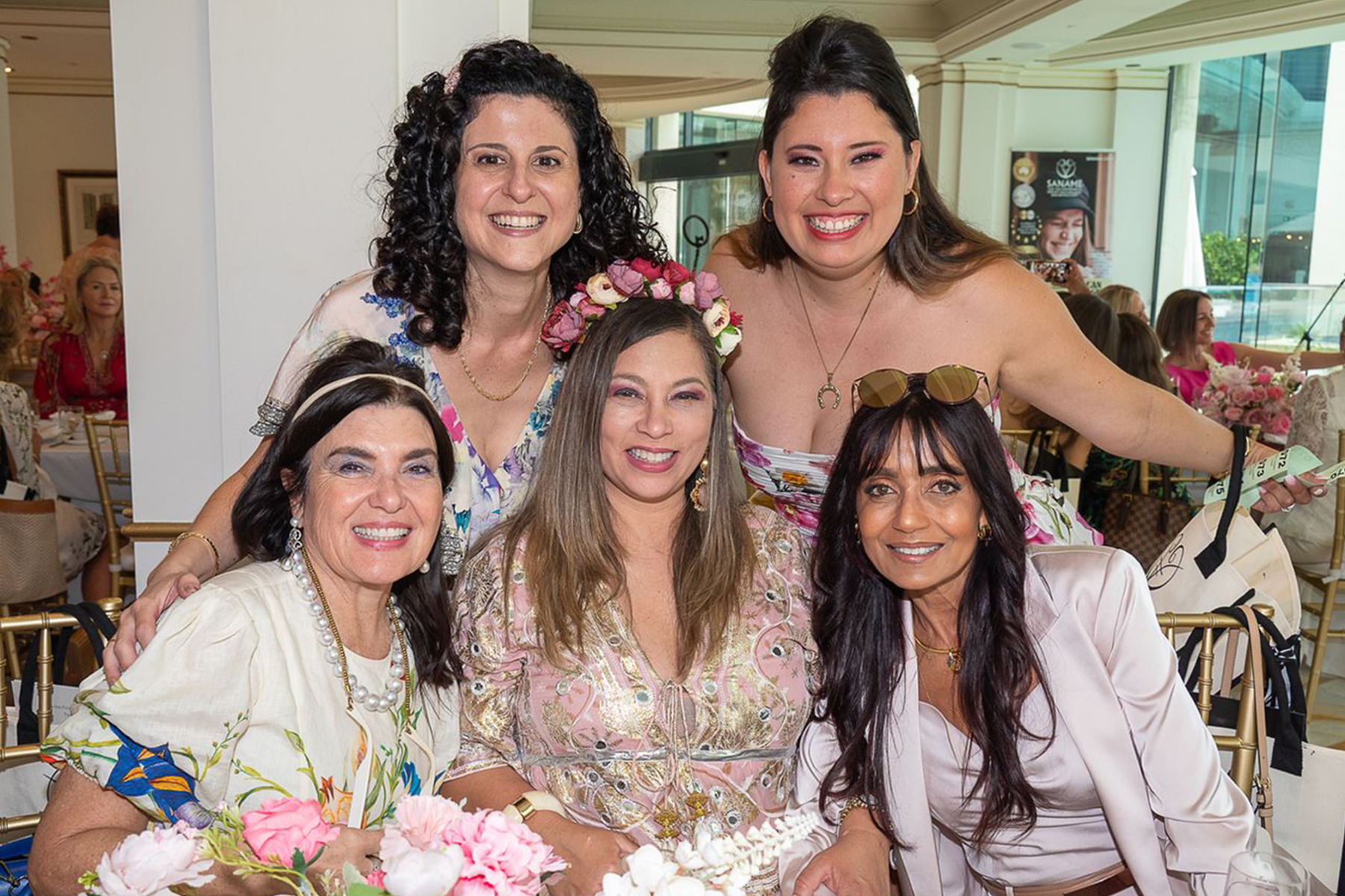 Joanne Rahn, Erika Rahn, Bianca Harbrow, Deanna Nott and Marilyn West