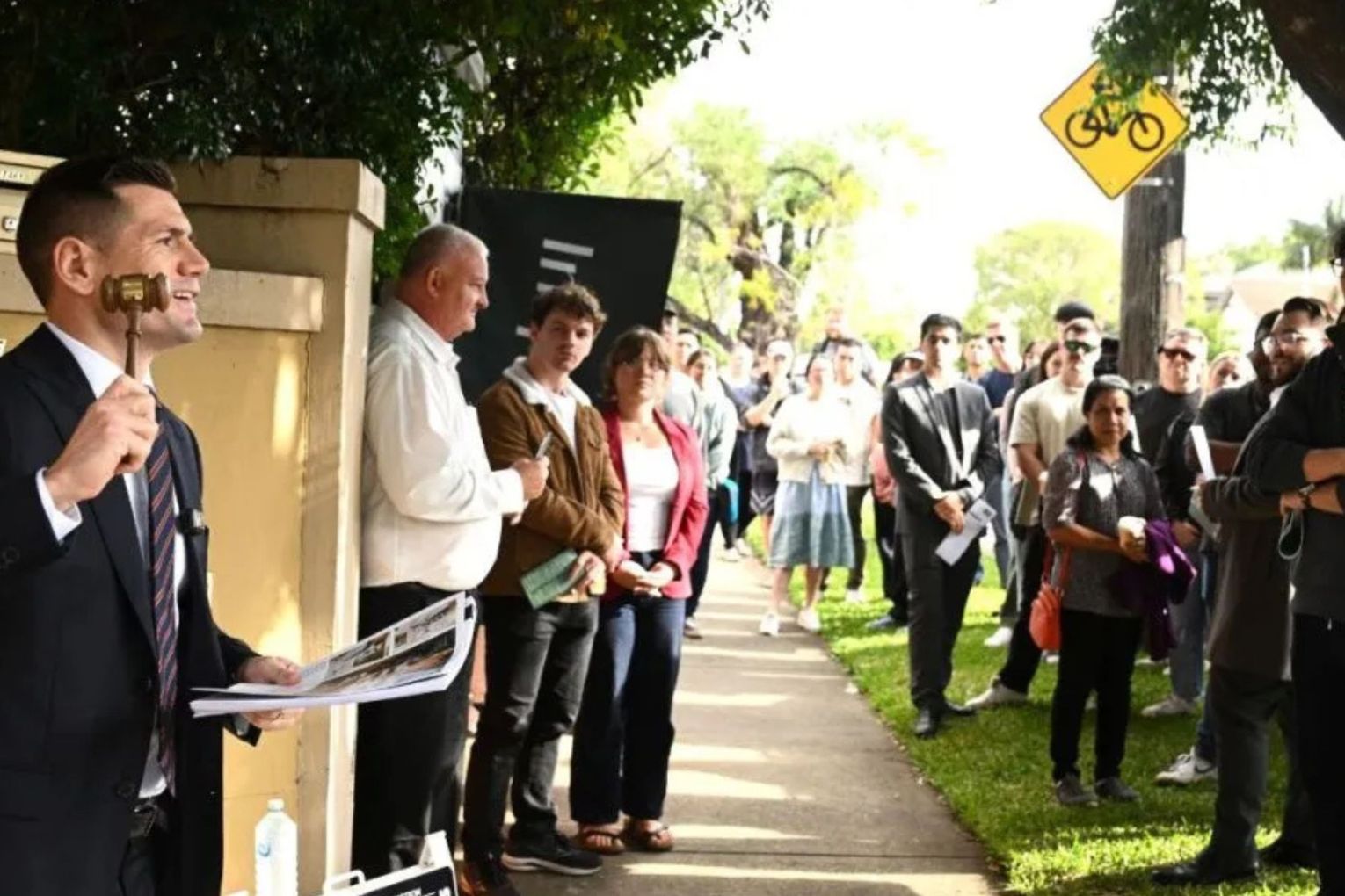 One in three Australian suburbs now come with a median million-dollar price tag, according to new data. 