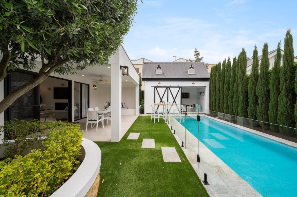 Hyde Park villa’s sophisticated reinvention