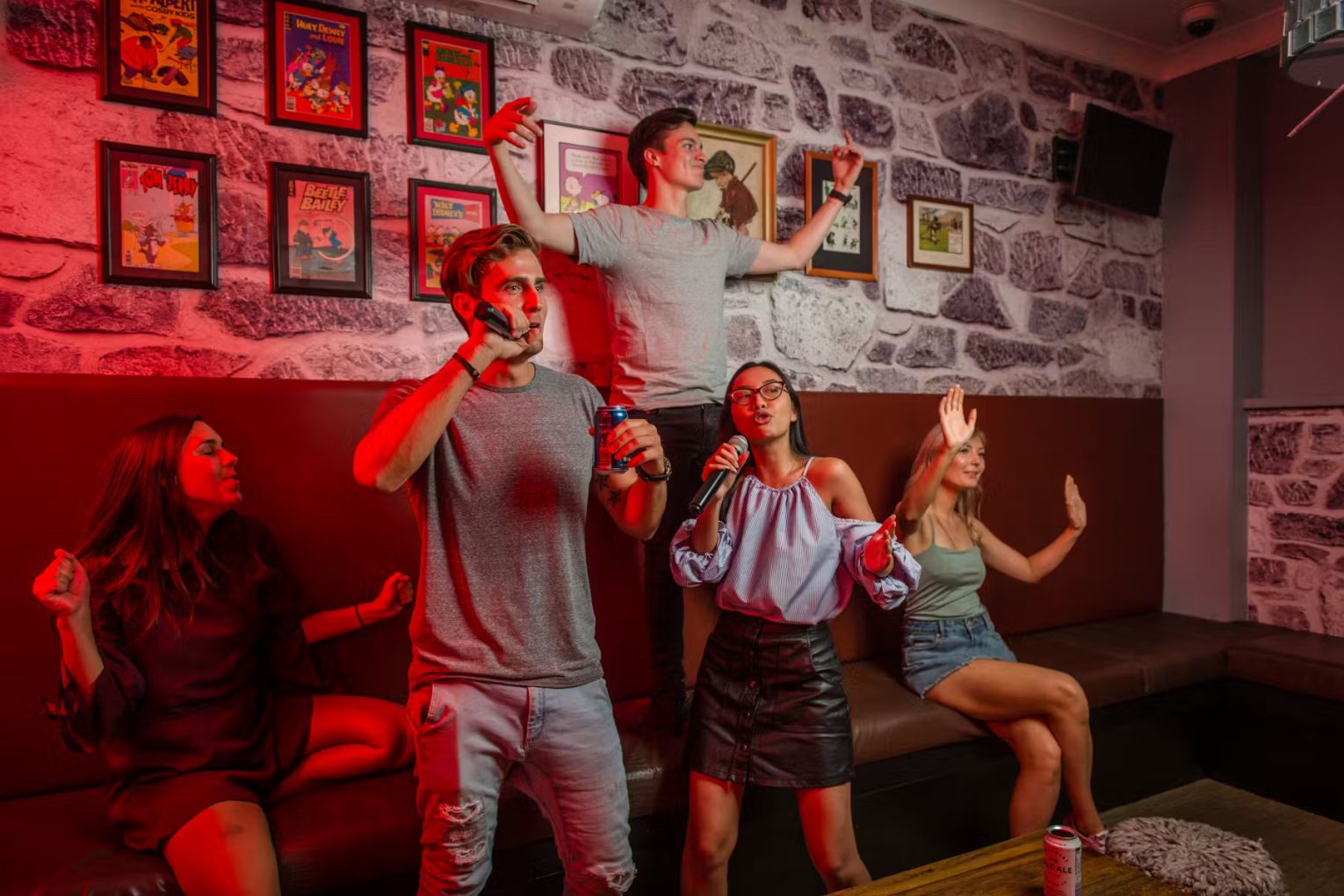 Karaoke at Holey Moley, image credit: Holey Moley website