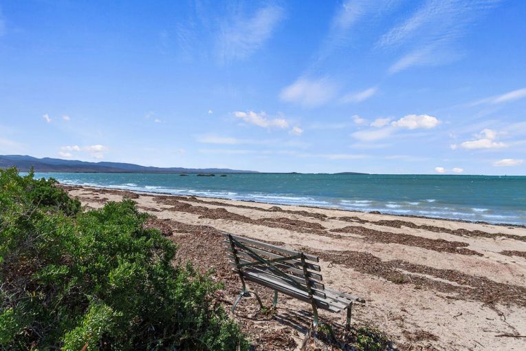 Thumbnail for 8 Esplanade, Miranda