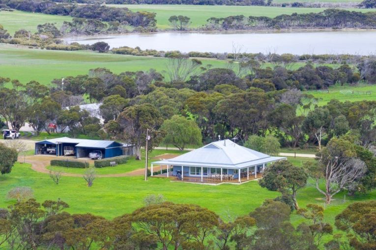 Thumbnail for Ballantrae Farm, 623 Three Chain Road, Haines