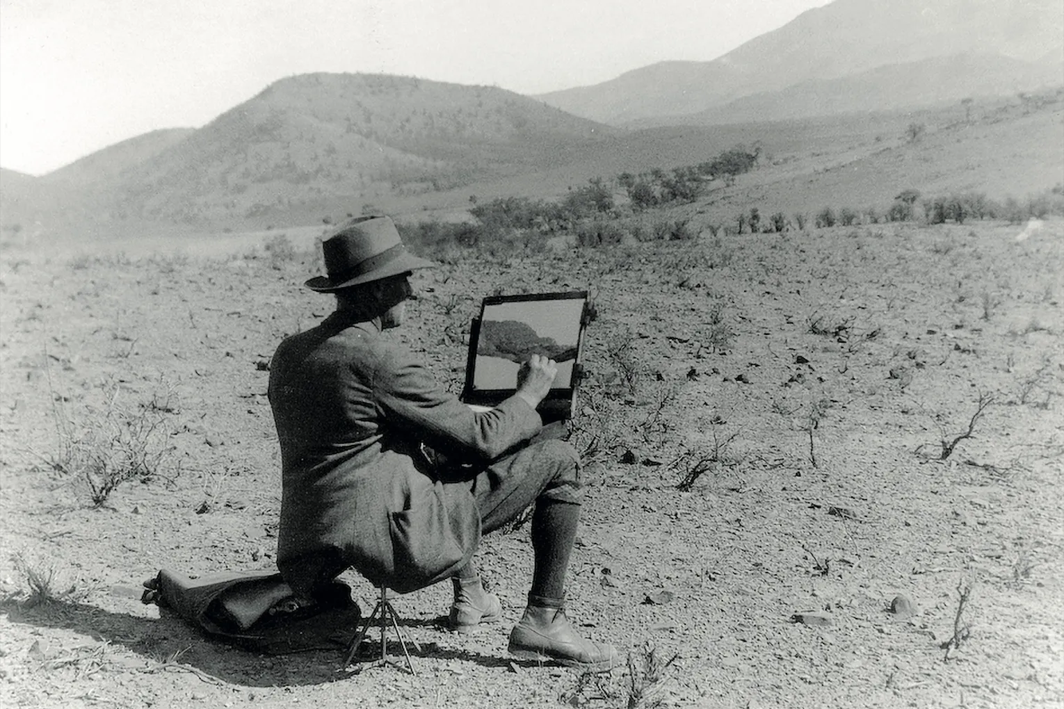 Heysen in the Flinders, 1927, Bromide photograph.
Photo: F.A. Joyner,
Gift of Mrs Max Joyner 1981, Collection: Art Gallery of South Australia, Adelaide