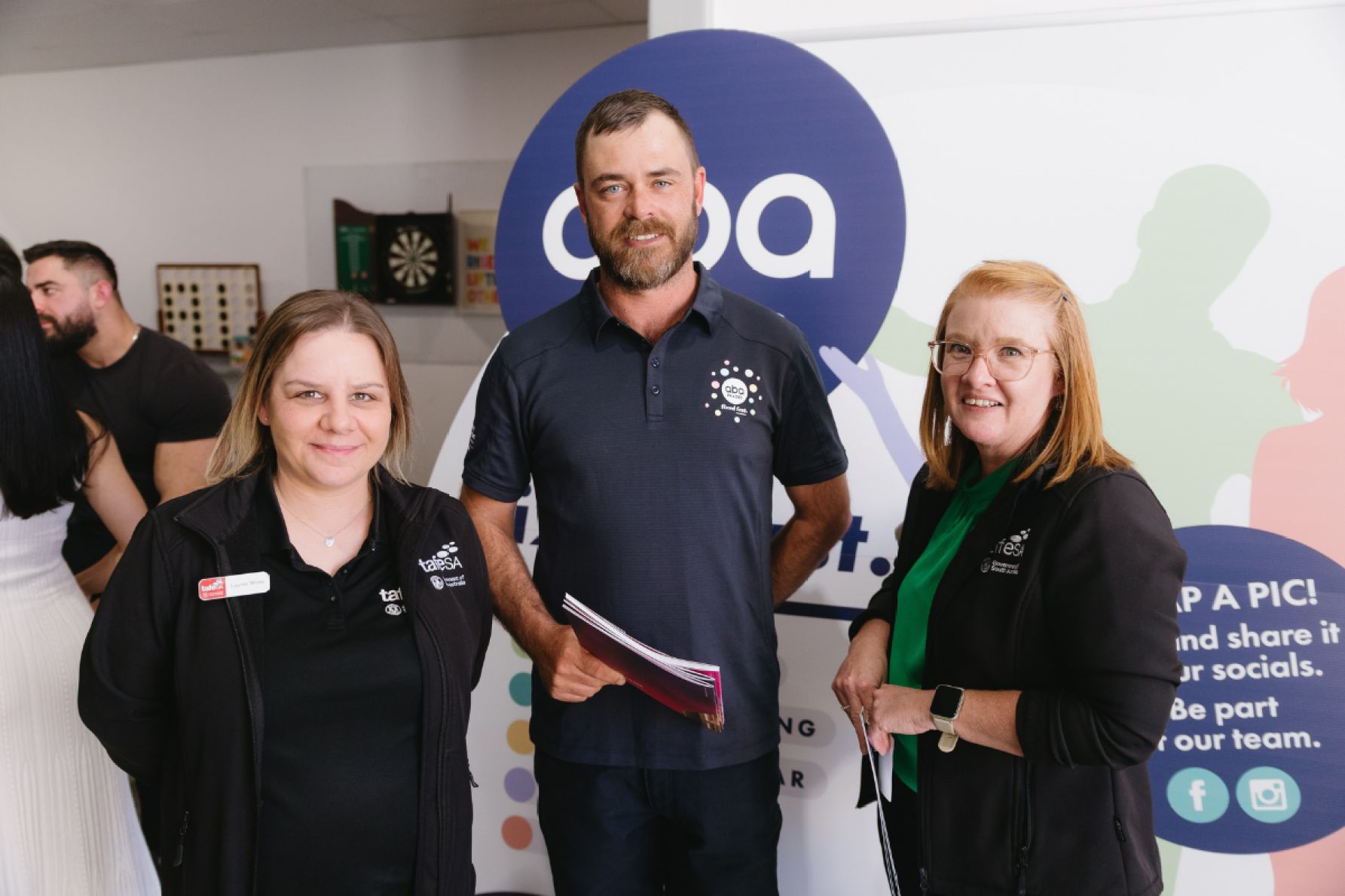 Lauren White, Robert Pullman and Dianne Hastings