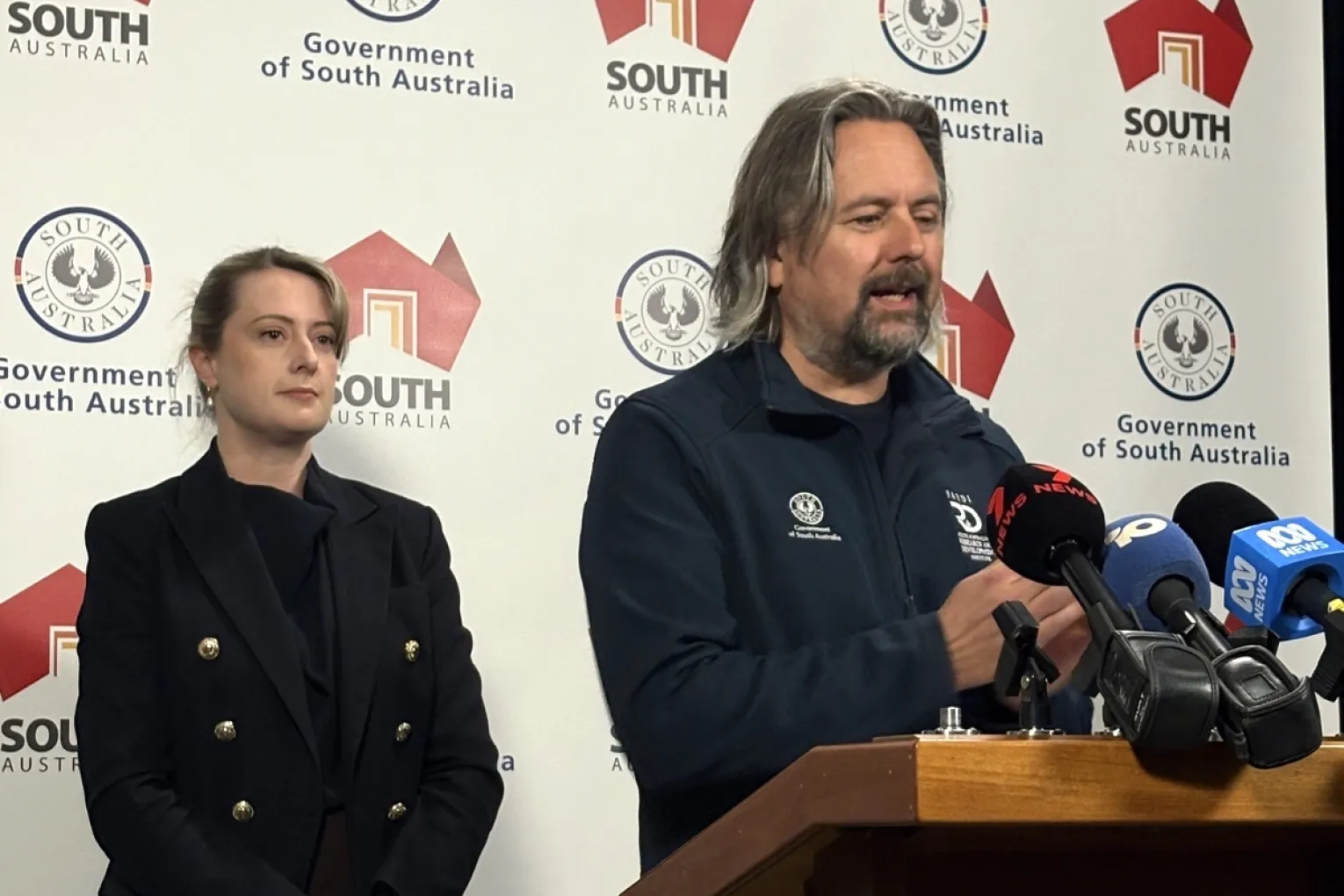 Environment Minister Lucy Hood MP and SARDI executive director Mike Steer delivered the latest testing results this morning. Photo: Izaac Niemann/InDaily