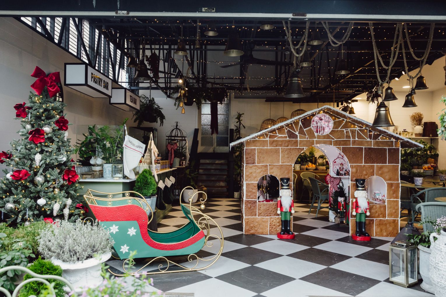 The Christmas display at Tarte Beach House in Currumbin, image credit: Jade Quinlivan