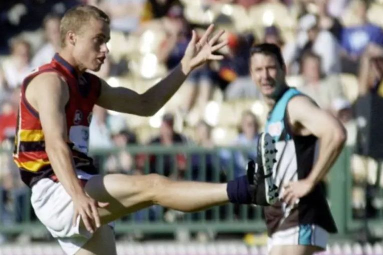 Thumbnail for Hewitt admits flirt with stunning switch to AFL