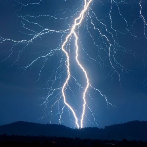 Thumbnail for Clean-up begins after storms – but thousands still without power