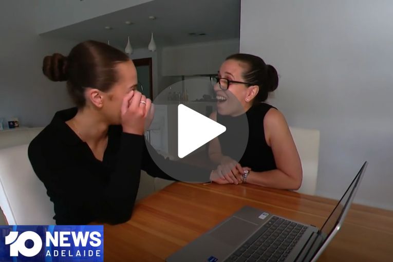 Thumbnail for VIDEO: Smoke at city office building | Death toll rises for Bondi terror attack