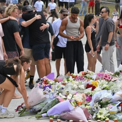 Thumbnail for ‘Lamplighter’: Tributes flow for Bondi terror victims
