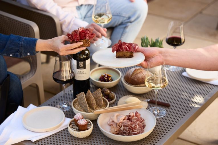 Thumbnail for World raises a glass to SA wine tourism