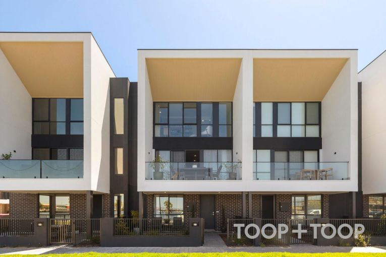 Thumbnail for 22 Cape York Avenue, New Port