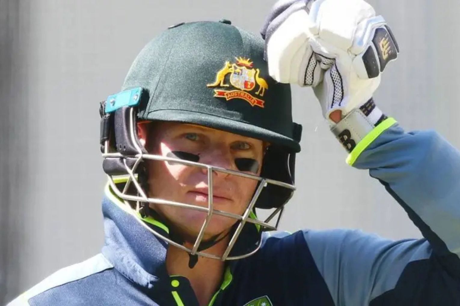 Steve Smith has been ruled out of the third Ashes Test with a back problem. Photo: Dave Hunt/AAP.