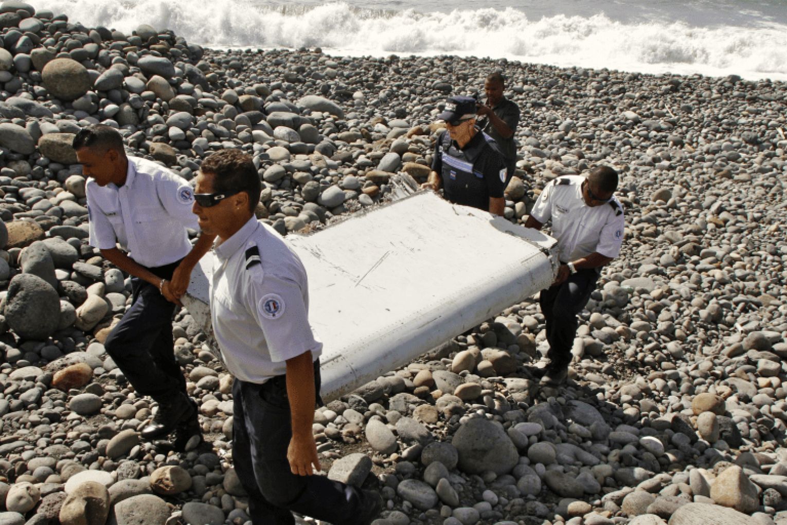 Another deep-sea search for missing Malaysian Airlines Flight 370 is under way in the Indian Ocean.