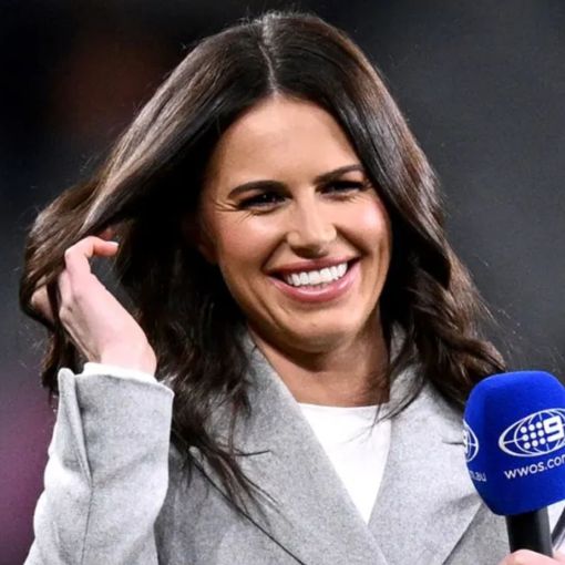 Thumbnail for ‘Embarrassed’ journo sorry for bizarre TV cross