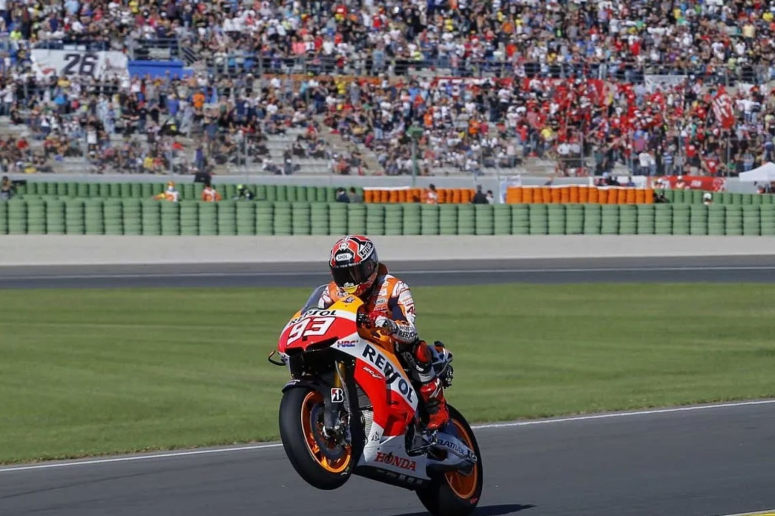 Victoria's Phillip Island circuit is set to lose the Australian Motorcycle GP to South Australia.