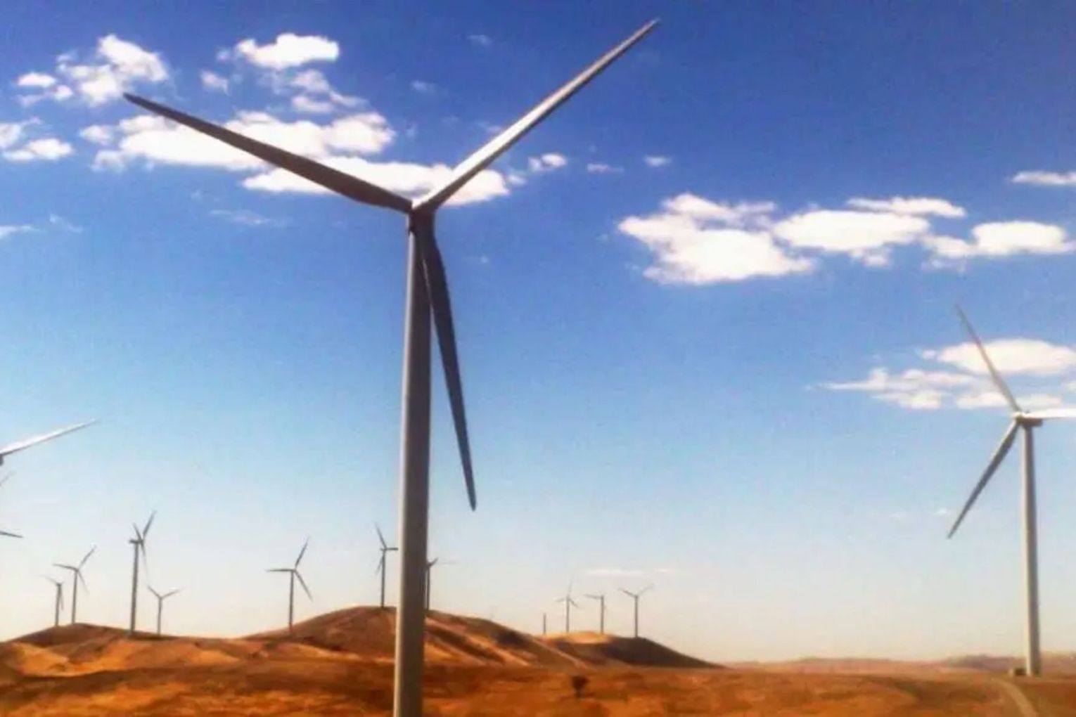 SA shows that wind, solar and battery power, when combined, are extremely inexpensive.