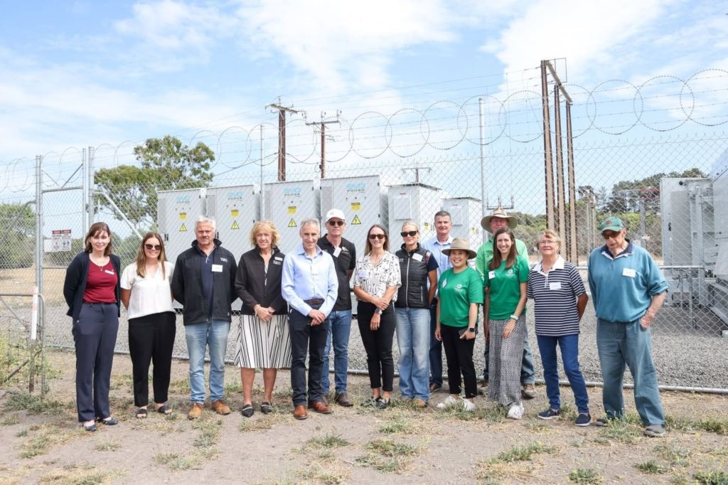 New battery a ‘shock absorber’ for SA beachside resort’s network