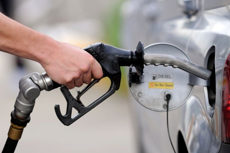 Thumbnail for Australians rush to fill up amid fuel price fears