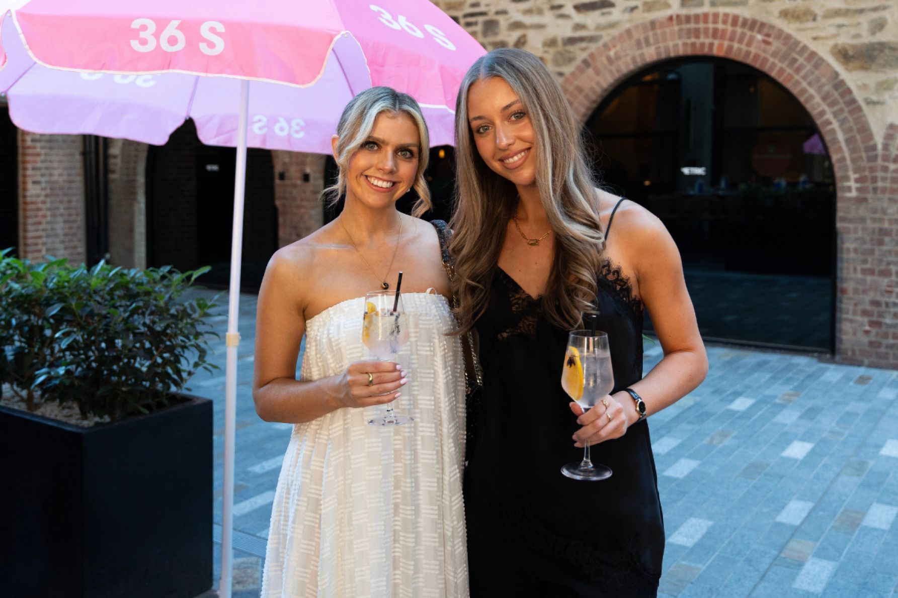 Alana Salzborn and Tayla Filleti