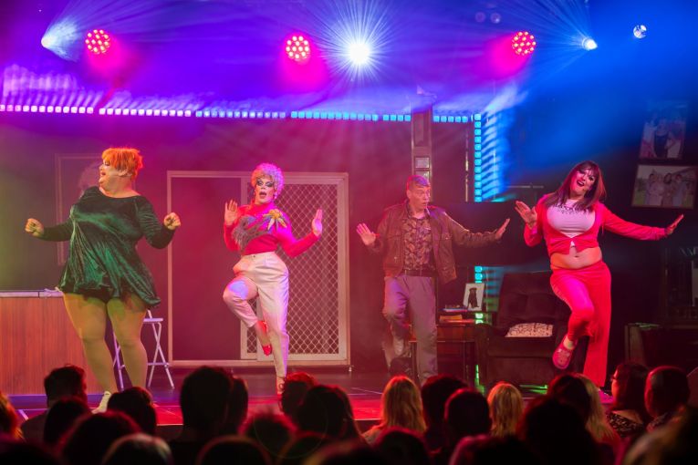 Thumbnail for Fringe review: Fountain Lakes – Y2K