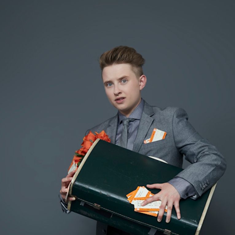 Thumbnail for ‘What makes a fringe show a hit?’: Hannah Maxwell’s darkly meta riff on Fleabag and Baby Reindeer