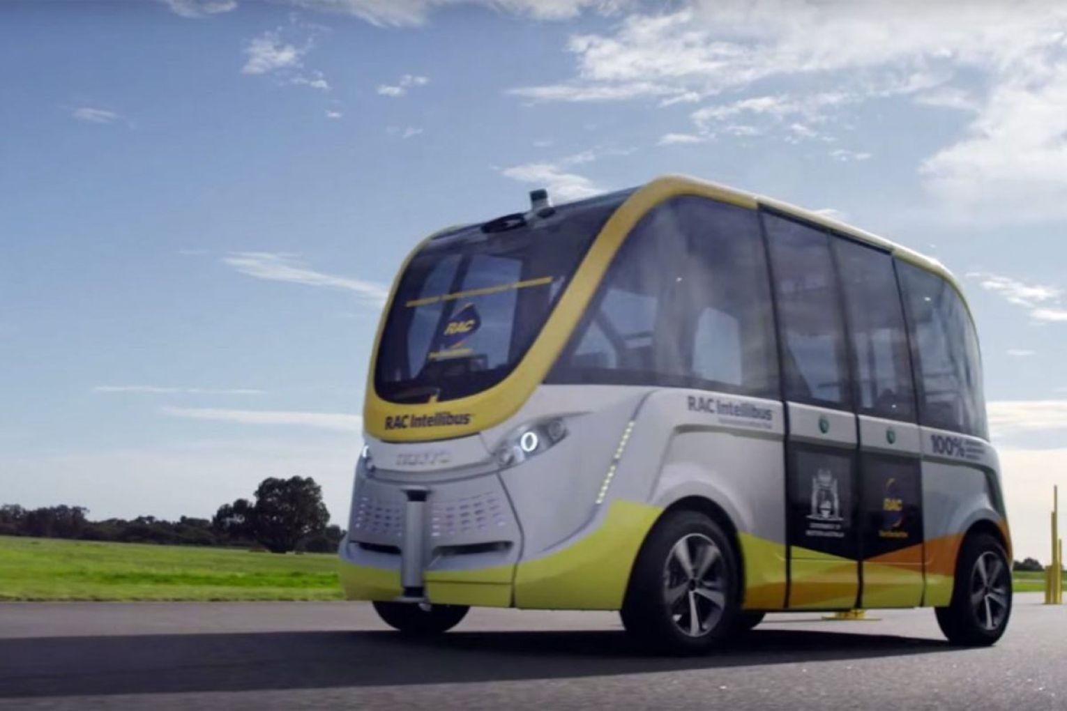 A new concept study by Adelaide University researchers has outlined the feasibility of driverless buses in Adelaide's north. Image: RAC/YouTube