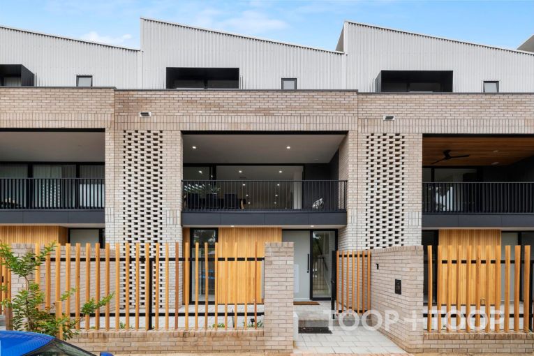 Thumbnail for 2B Wells Street, Stepney