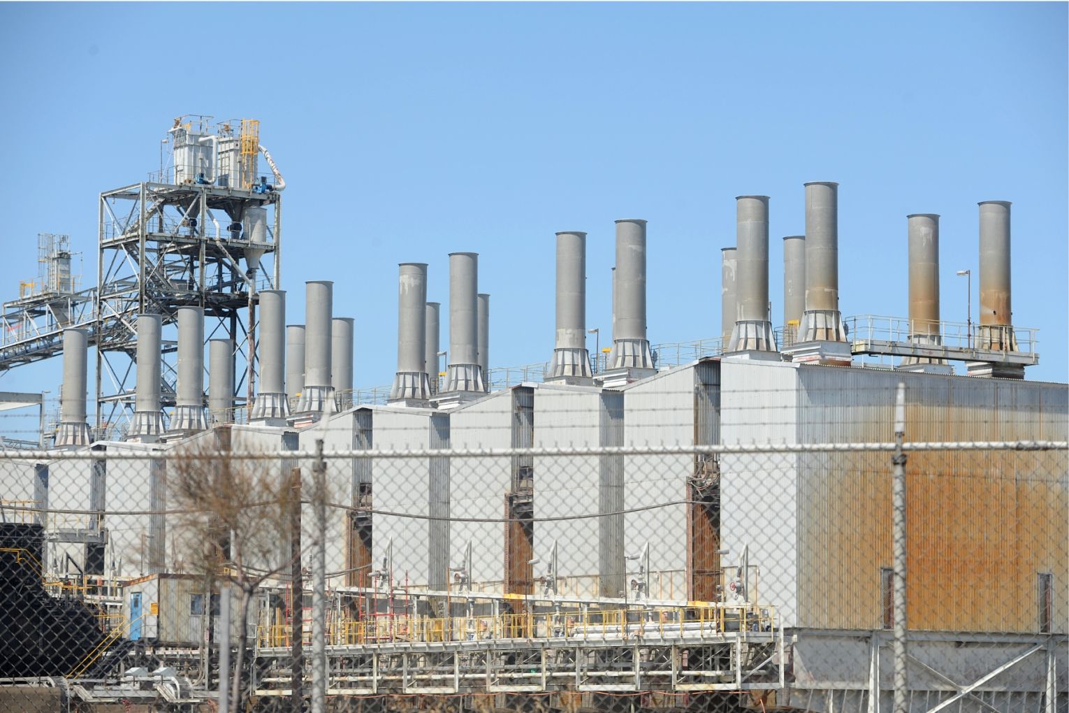 An aluminium smelter in central Queensland will be the beneficiary of a government cash splash. Photo: Joe Castro/AAP