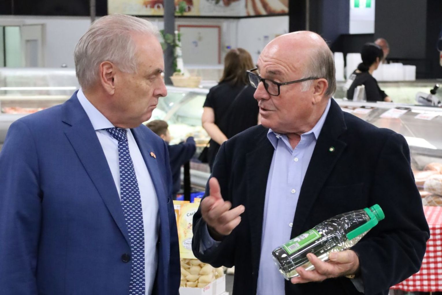 Federal Trade and Tourism Minister Don Farrell and Banquet Foods owner Don Totino. Photo: Supplied