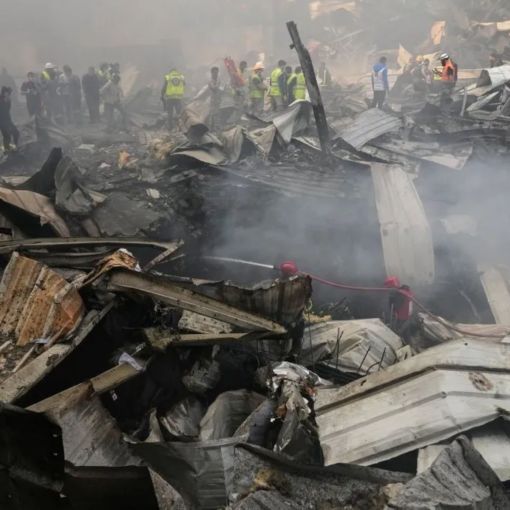 Thumbnail for Ceasefire tested after Israeli strikes cause confusion over Strait closure