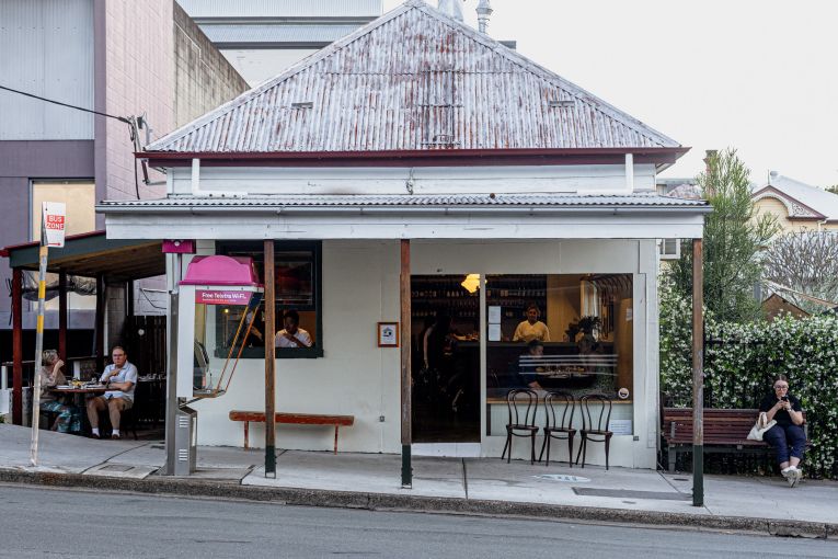 Thumbnail for Bar Francine