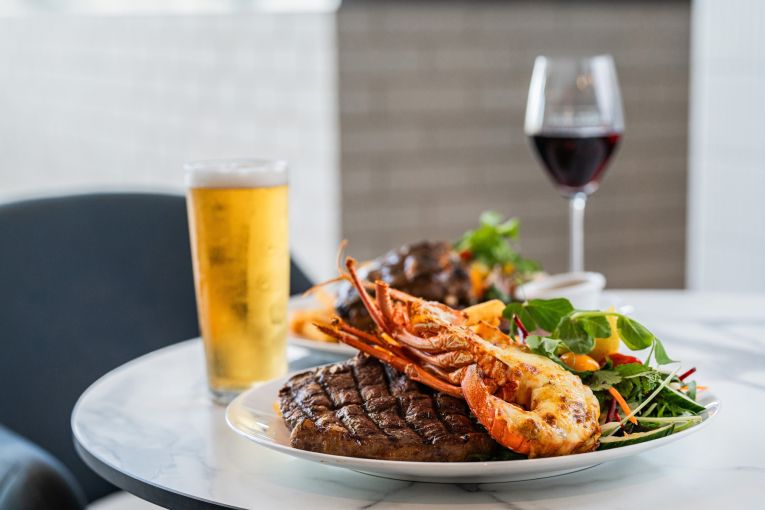 Thumbnail for Burleigh Leagues Club