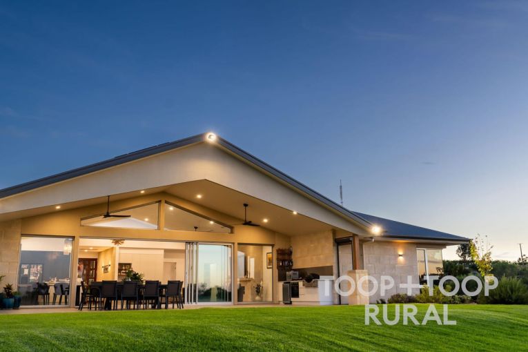 Thumbnail for 27 Pioneer Landing Drive, Loxton