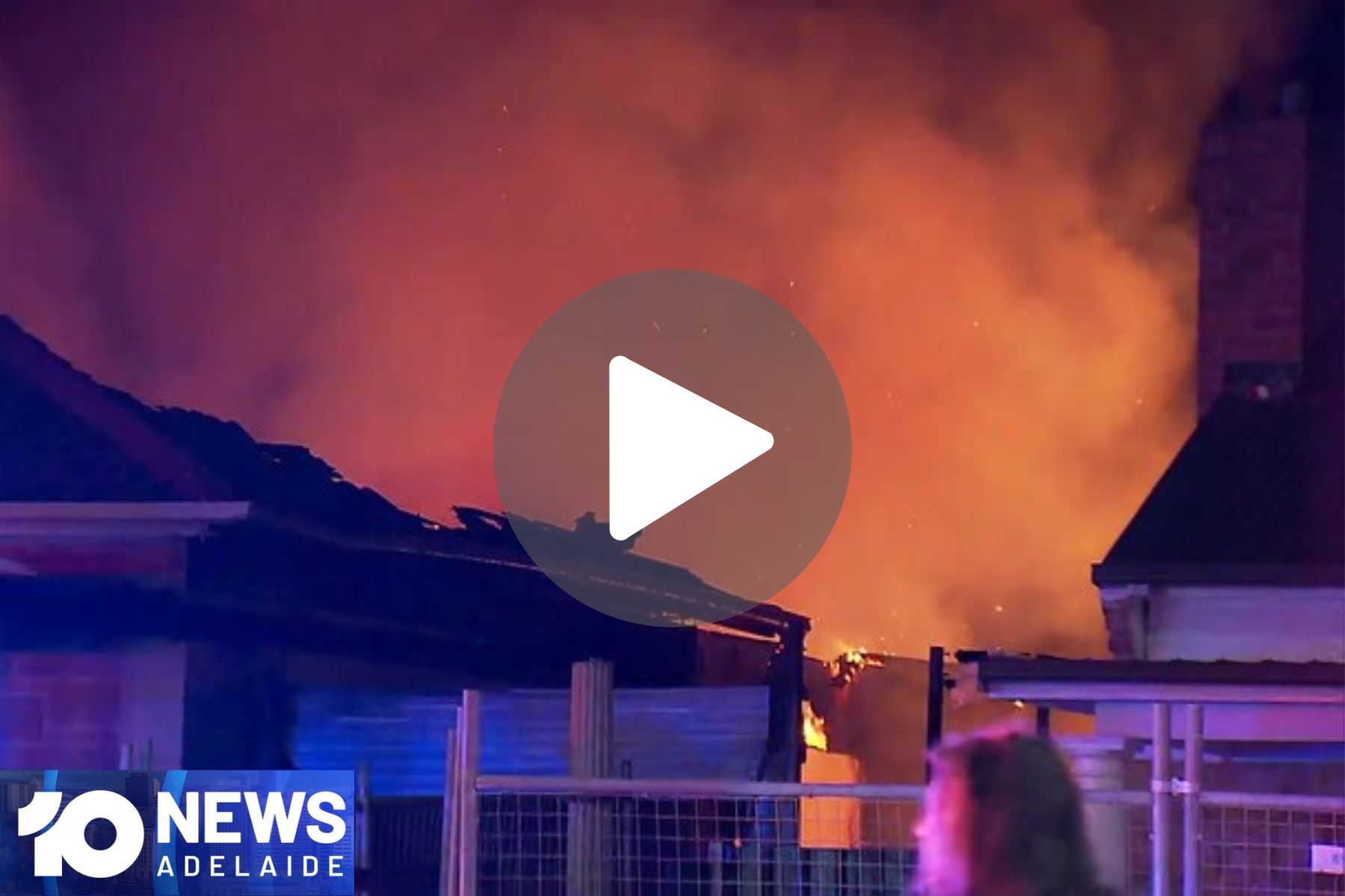 Thumbnail for VIDEO: Repeat Pasadena house fire | Meningie diner up in flames