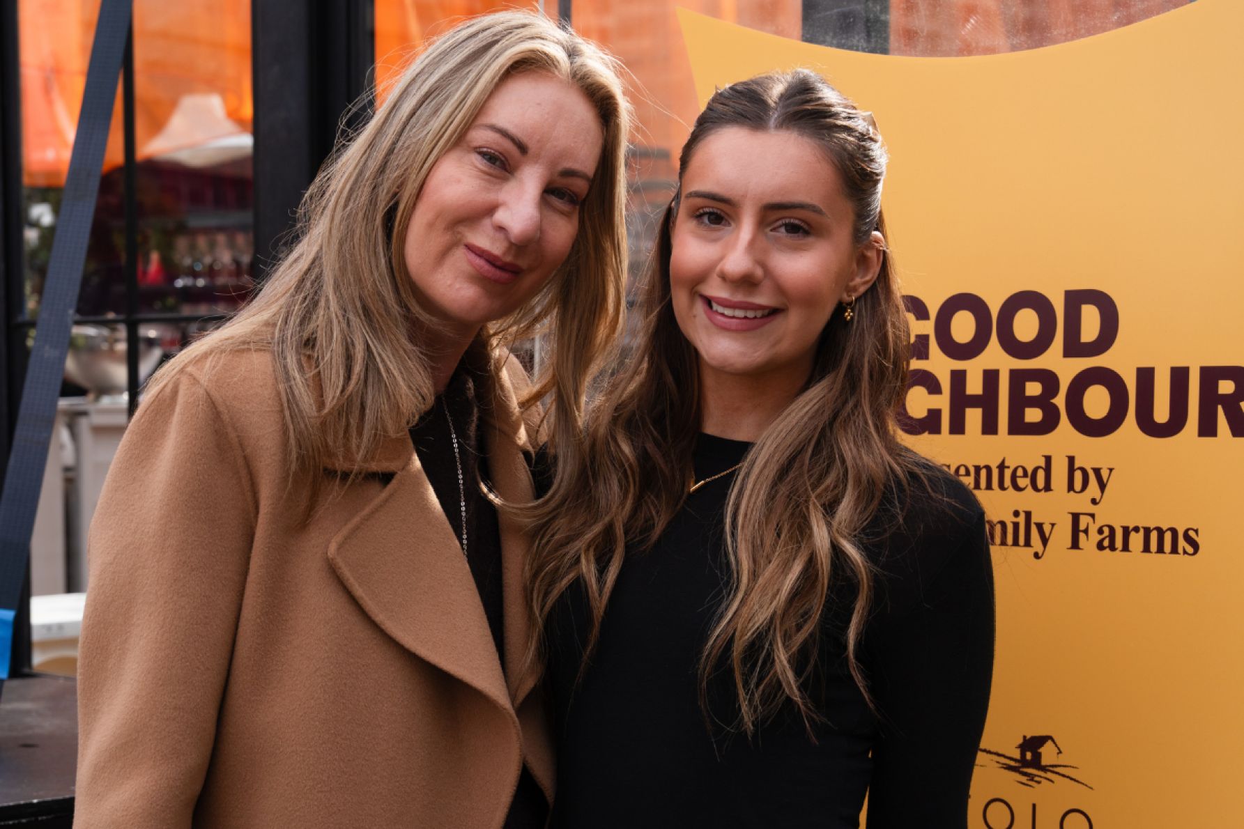 Anna Esposito and Chetine Walsh
