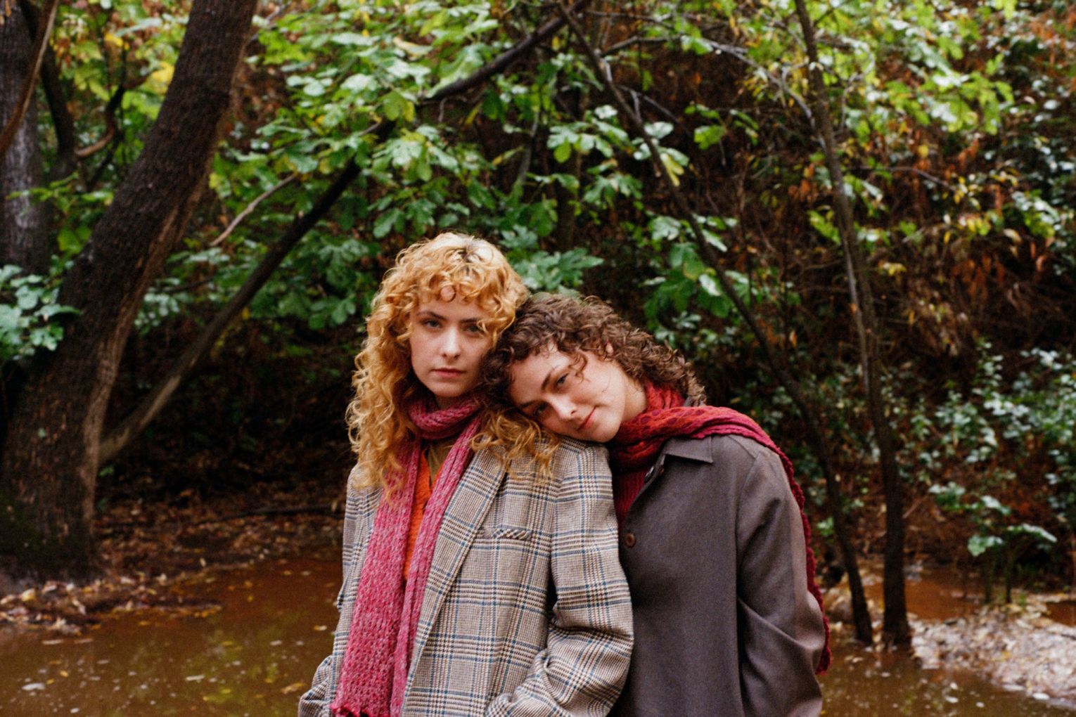 Sibling folk duo Gilly & Bede. Photo: Supplied