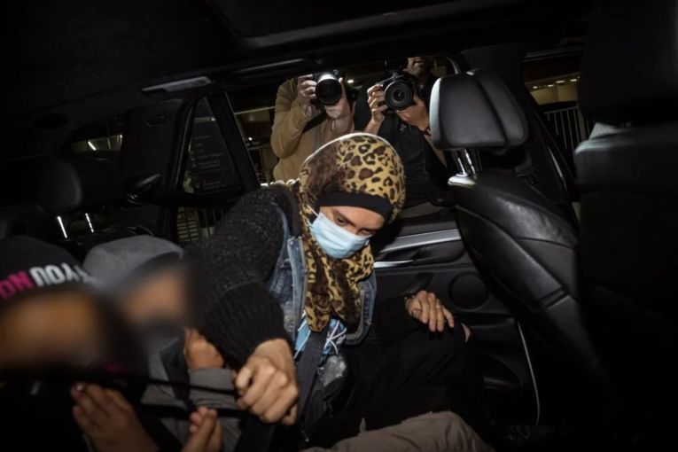 Thumbnail for No arrests as second ‘ISIS brides’ group lands