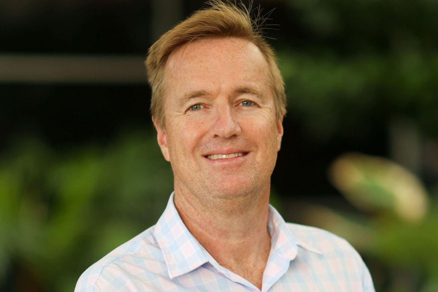 Sunshine Coast Airport's Chris Mills will depart once the recruitment process is underway "helping to support a smooth transition", the airport announced today.