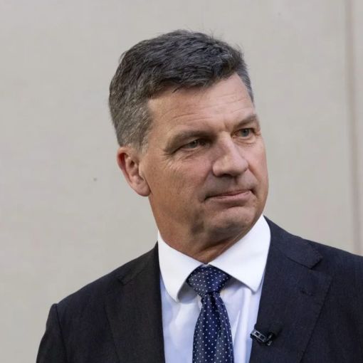 Thumbnail for Opposition pledges to restrict welfare for migrants