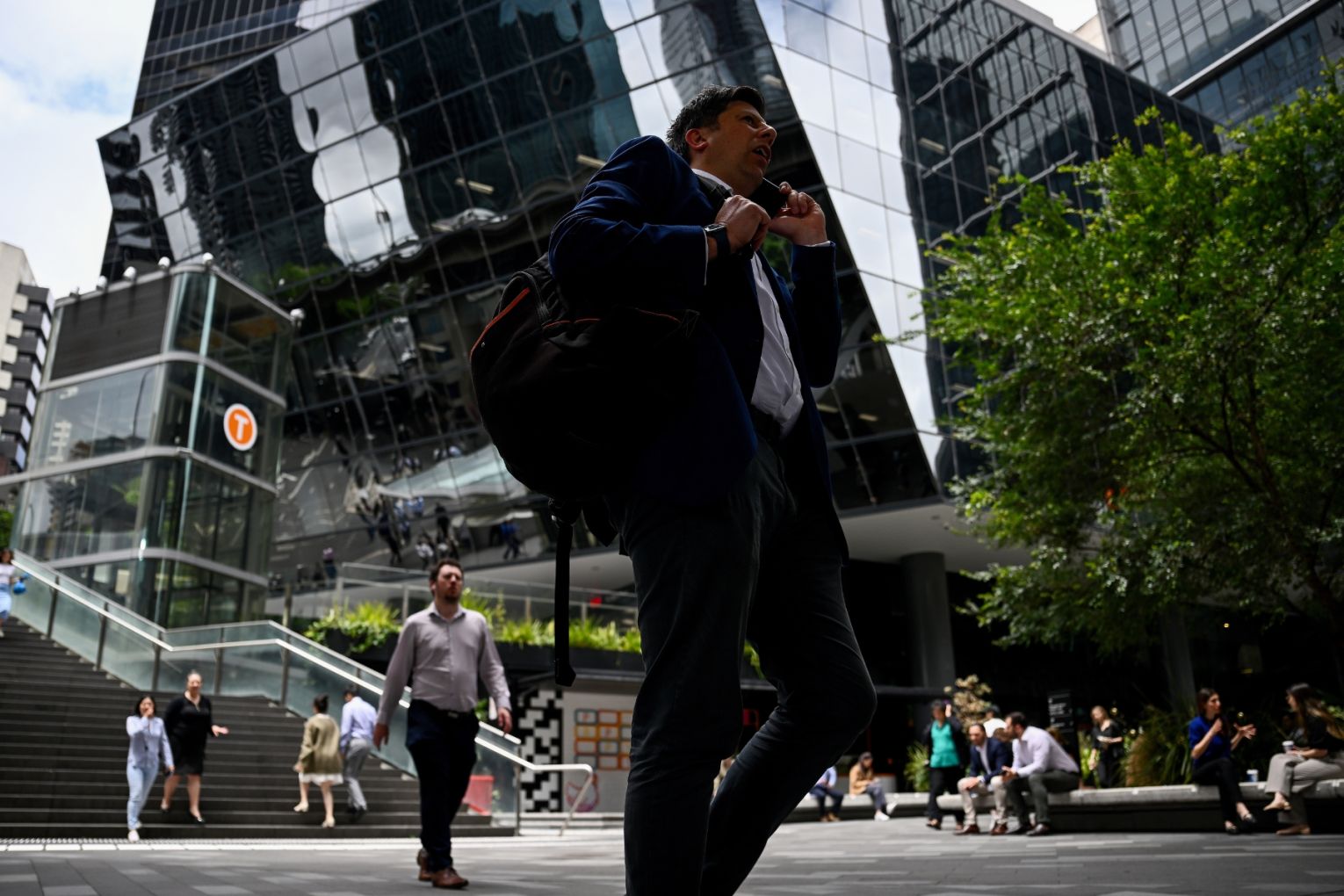 The latest labour force figures showed unemployment went up to 4.5 per cent. Photo: Bianca De Marchi/AAP.