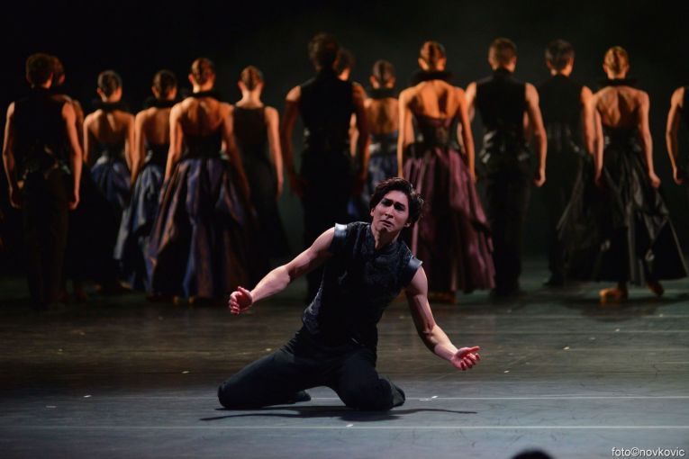 Thumbnail for Daggers, ghosts and pas de deux: The madness of Hamlet in motion