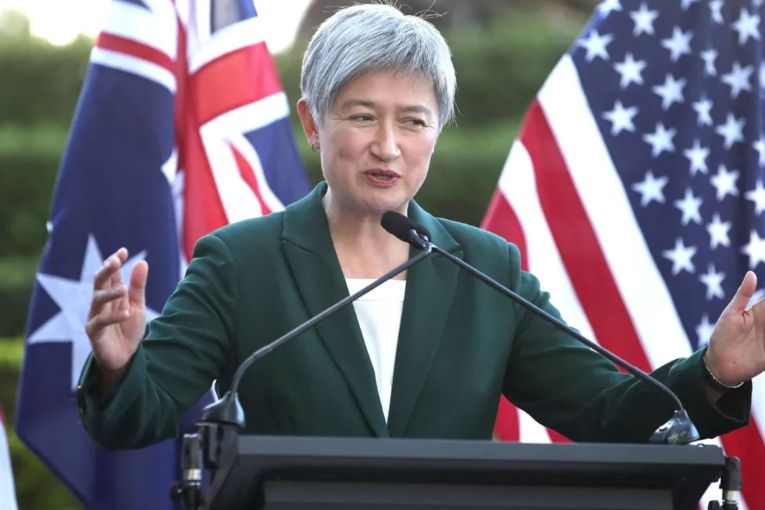 Thumbnail for Wong plays down second-hand subs deal