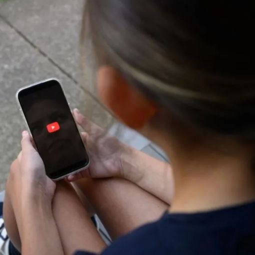 Thumbnail for ‘Not doing enough’: Tougher social ban law for big tech