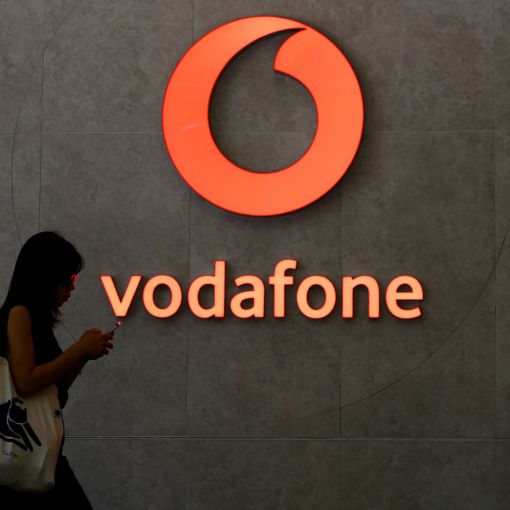 Thumbnail for Vodafone outage chaos before network back online