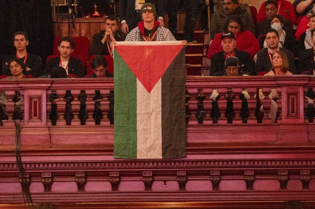 Government announces $25 million in Palestinian aid, as Labor conference debate looms