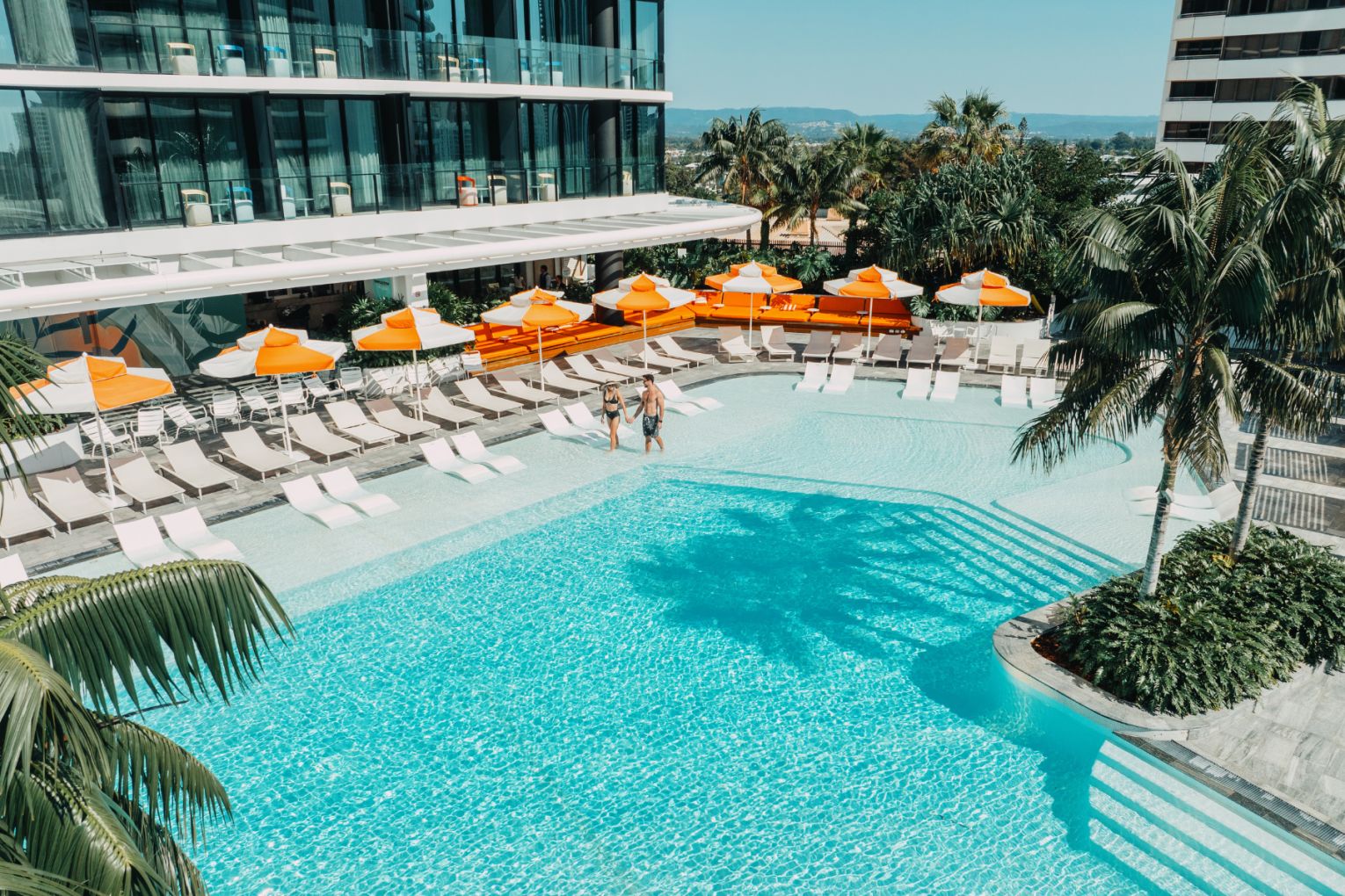 Isoletto Pool Club