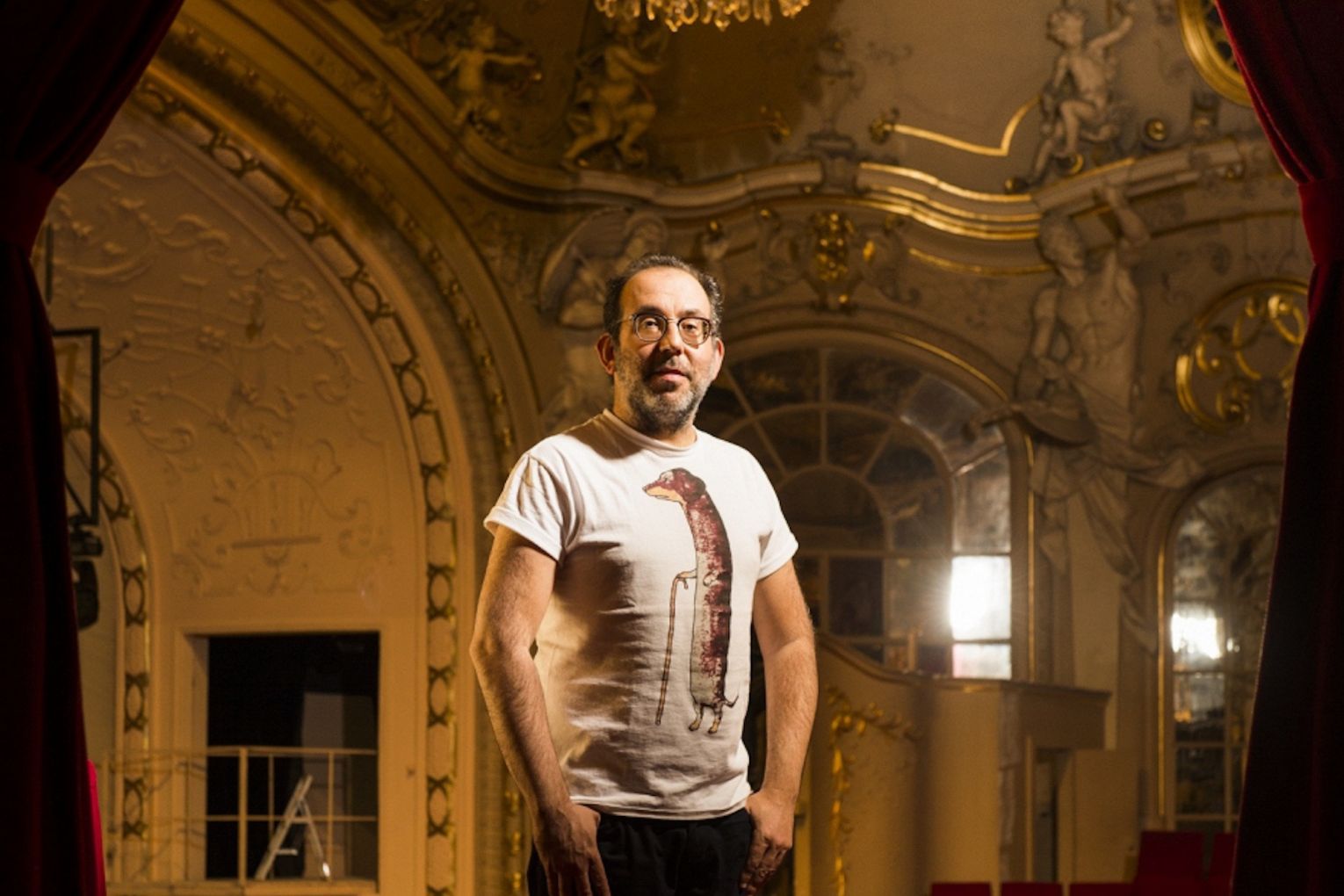 Barrie Kosky will bring a 'Talmudic vaudeville' adaptation of Franz Kafka's The Trial to the 2027 Adelaide Festival. Photo: Jan Windszus / Supplied