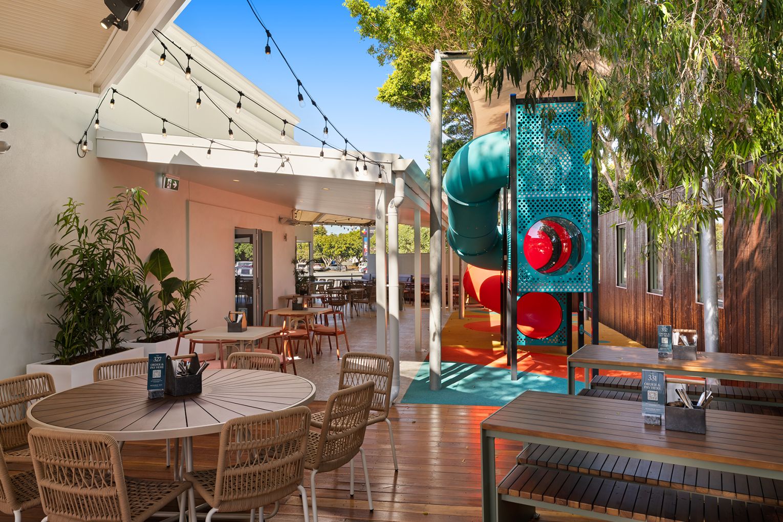 Runaway Bay Tavern, Runaway Bay | Credit: BLANKSTUDIOS